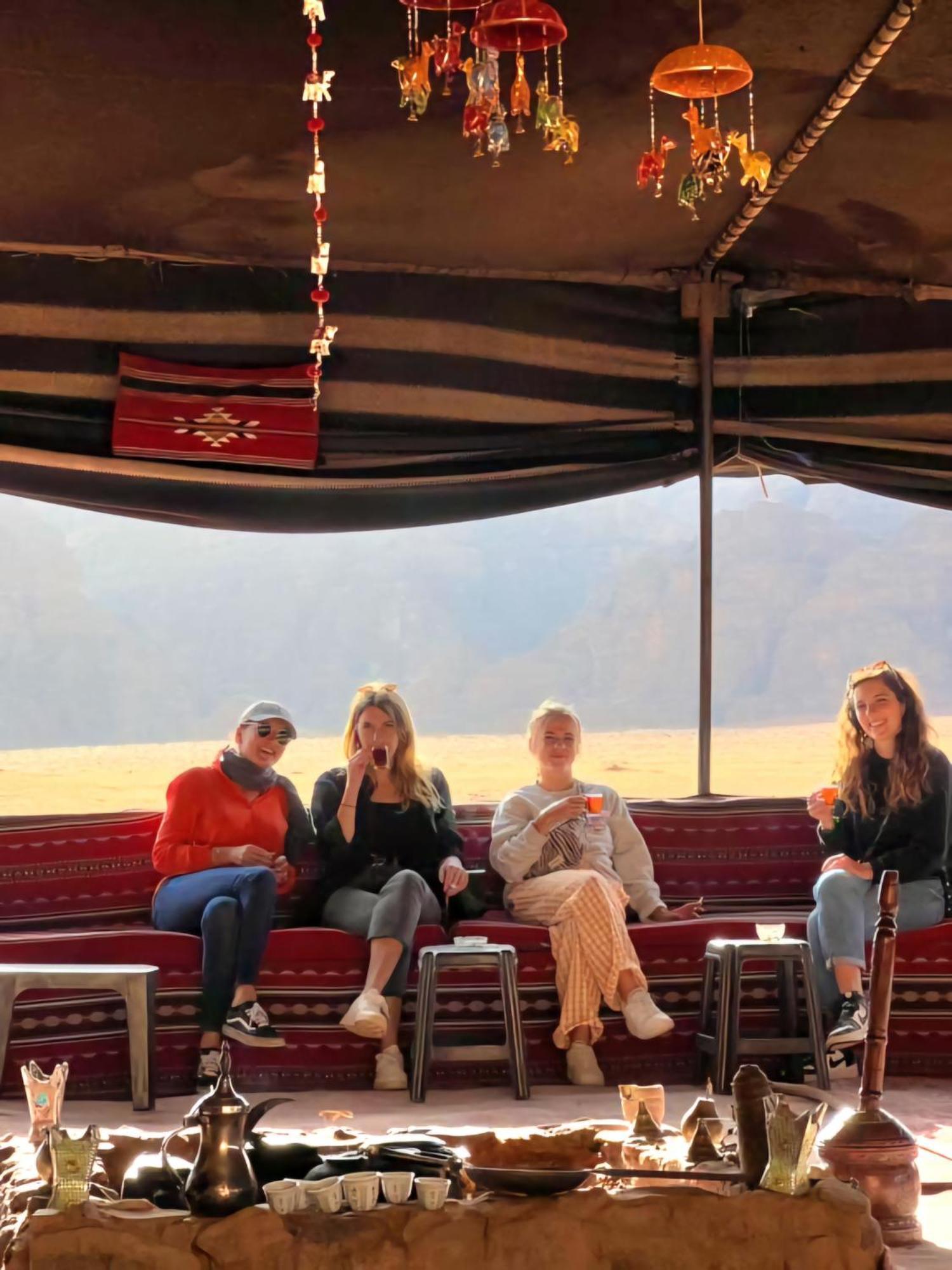 Rum Royal Flower Luxury Camp Wadi Rum Esterno foto