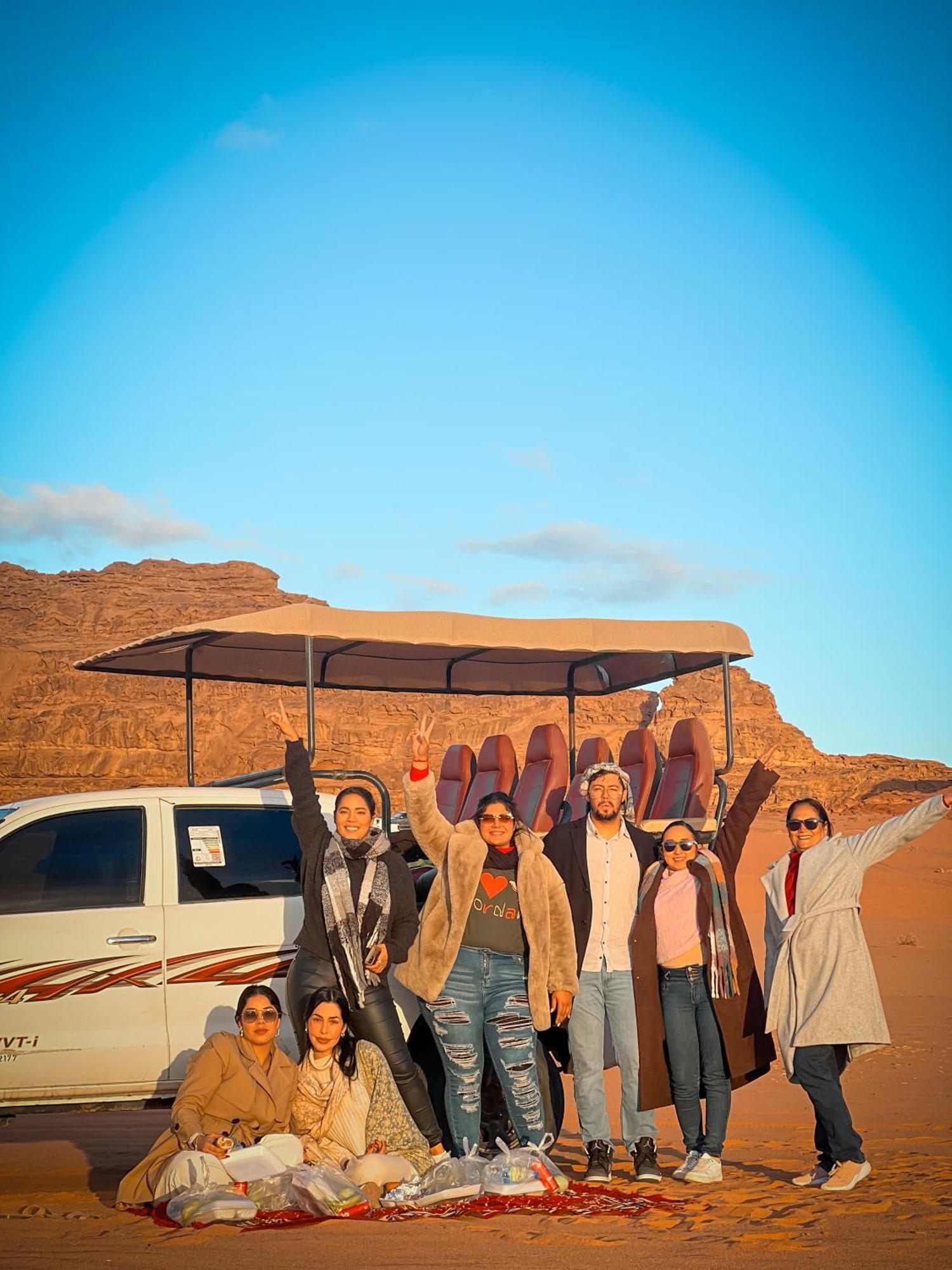 Rum Royal Flower Luxury Camp Wadi Rum Esterno foto