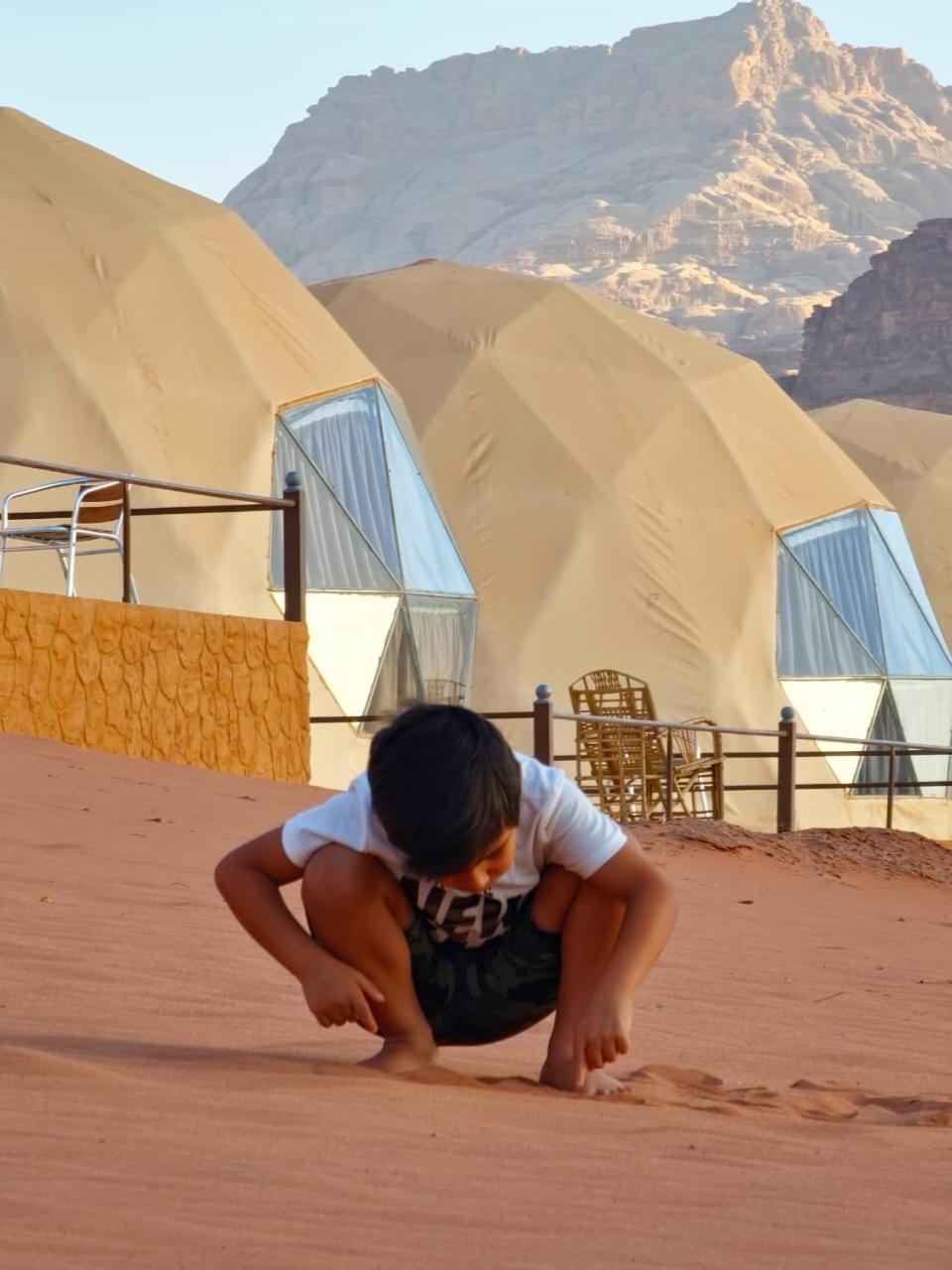 Rum Royal Flower Luxury Camp Wadi Rum Esterno foto